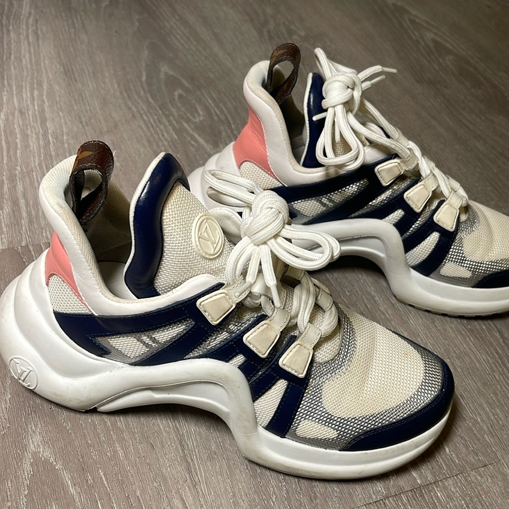 Louis Vuitton Monogram Sneakers